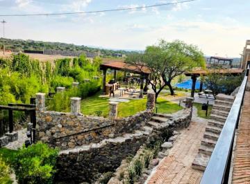 Casa · 220m² · 3 Recámaras · 3 Estacionamientos · La Mejor Preventa de Sma Frente Club de Golf Ventanas, Viñedos, en Zona Oro