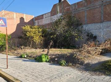Terreno / Lote · 200m² · Excelente Lote en Esquina en Zona Alta de San Miguel