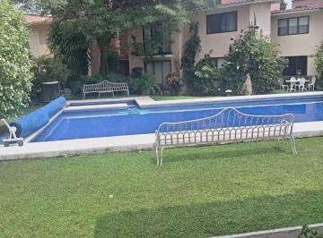 Casa en condominio de 4 habitaciones, Cuernavaca · Casa en Venta en Cuernavaca, Colonia Delicias, Alberca.