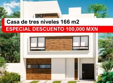 Casa · 166m² · 3 Recámaras · 2 Estacionamientos · Casa de Tres Niveles en Cancún – Terraza Privada y Amenidades de Estilo Resort con Plusvalía