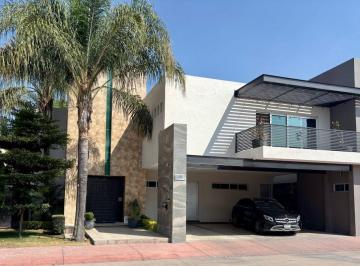 Casa de 3 habitaciones, León · Casa en Venta en Jardines de Santa Fe
