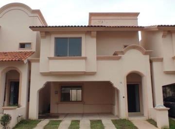 Casa en condominio de 3 habitaciones, Tlajomulco de Zúñiga · Casa con 140 m² Superficie de Terreno, 3 Recámaras en Venta en San Agustín