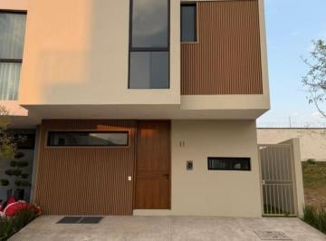 Casa de 3 habitaciones, Zapopan · Casa en Venta en Bosques Vallarta