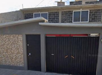 Casa de 3 habitaciones, Ecatepec de Morelos · Venta de Casa en Recuperacion Bancaria en Ecatepec