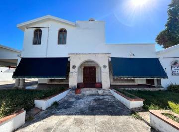Casa de 9 habitaciones, Mérida · Casa en Venta en Merida F - 2119, 9 Rec. Prado Norte $18,000,000