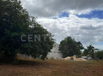 Terreno / Lote · 1027m² · Terreno en Venta en Manantiales de Cocoyoles, Mérida, Yucatán