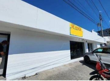 Local comercial · 297m² · 5 Estacionamientos · Local en Venta San Pedro