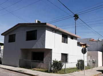 Casa · 280m² · 4 Recámaras · 4 Estacionamientos · Casa en Venta Residencial Periférico