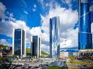 Departamento · 104m² · 1 Recámara · 2 Estacionamientos · Departamento de Lujo en Valle Oriente