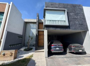 Casa de 3 habitaciones, Puebla · Casa en Venta 3 Recamaras Bosques de Zavaleta