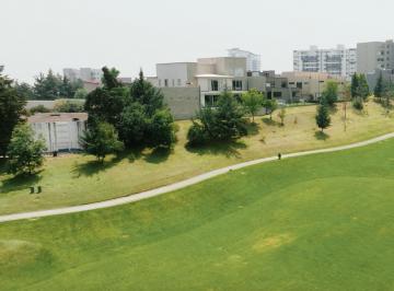 Departamento · 82m² · 2 Recámaras · 1 Estacionamiento · Departamento en Renta en Bosque Real