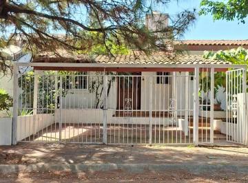 Casa de 3 habitaciones, Zapopan · Gran Oportunidad en Bugambilias 1era Sección 1 Planta