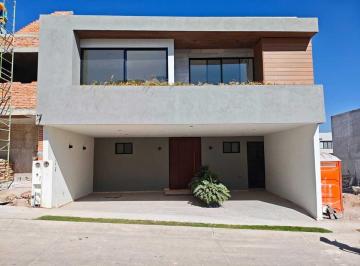 Casa de 4 habitaciones, San Luis Potosí · Casa en Privada San Angel V - Acabados de Lujo $5.98 Mdp