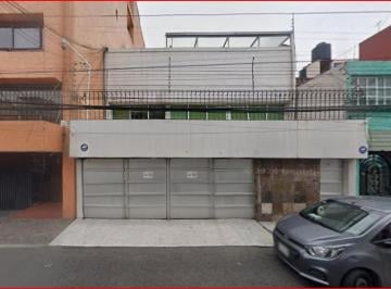 Casa Venta 300m² de 3 habitaciones · Casa en Remate Cd. de Los Deportes; Benito Juarez