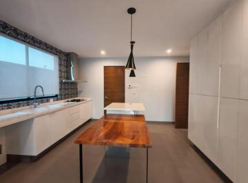 Casa de 4 habitaciones, San Andrés Cholula · Casa con 4 Habitaciones en Venta, 302 m² Superficie de Terreno, Lomas de Angelópolis
