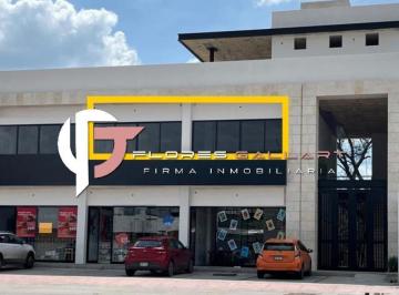 Local comercial · 100m² · 5 Estacionamientos · Local en Renta Cerca de Loretta en Plaza Comercial Al Norponiente de La Ciudad de Aguascalientes