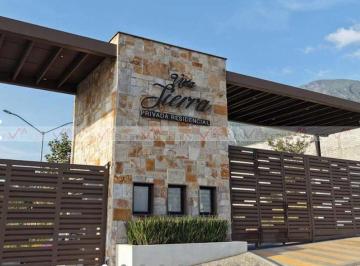 Casa · 220m² · 3 Recámaras · 2 Estacionamientos · Casa en Renta en Residencial de La Sierra