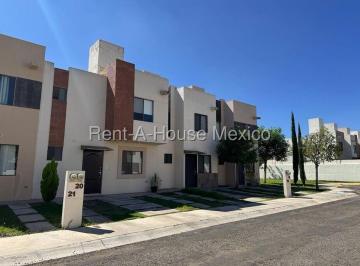 Casa en condominio de 2 habitaciones, El Marqués · Casa con 84 m² de Terreno, 2 Recámaras en Venta en Rincones El Marqués
