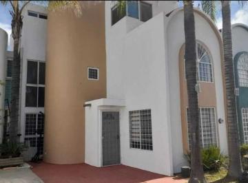 Casa de 4 habitaciones, San Pedro Tlaquepaque · Venta Casa Sur de La Ciudad