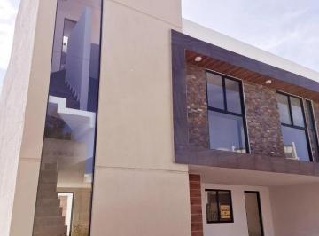 Casa · 203m² · 3 Recámaras · 2 Estacionamientos · Casa en Venta Zona Plaza San Diego, San Pedro Cholula, Puebla