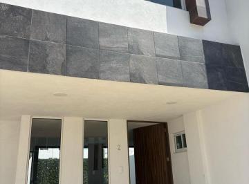 Casa · 120m² · 3 Recámaras · 2 Estacionamientos · Casa en Venta en Cholula, Puebla