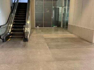 Local comercial · 226m² · Local en Paseo de Las Lomas