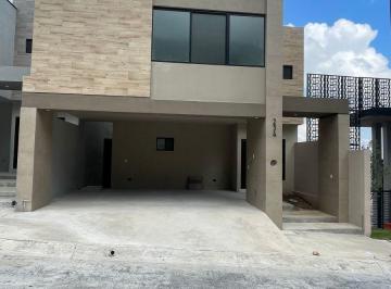 Casa de 3 habitaciones, García · Casa en Venta en Dominio Cumbres, Garcia, Nuevo Leon