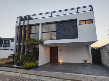 Casa de 4 habitaciones, San Andrés Cholula · Hermosa Casa en Lomas Angelopolis con Habitacion Planta Baja