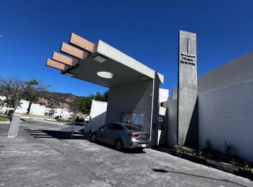 Casa de 4 habitaciones, San Pedro Tlaquepaque · Linda Casa Venta Privada Santa Anita