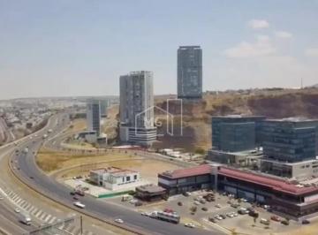 1 · Terreno en Venta en Querétaro - Uso Mixto