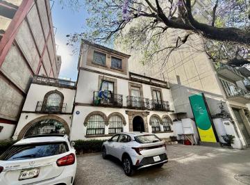 Casa · Renta Casa en Polanco con Uso de Suelo