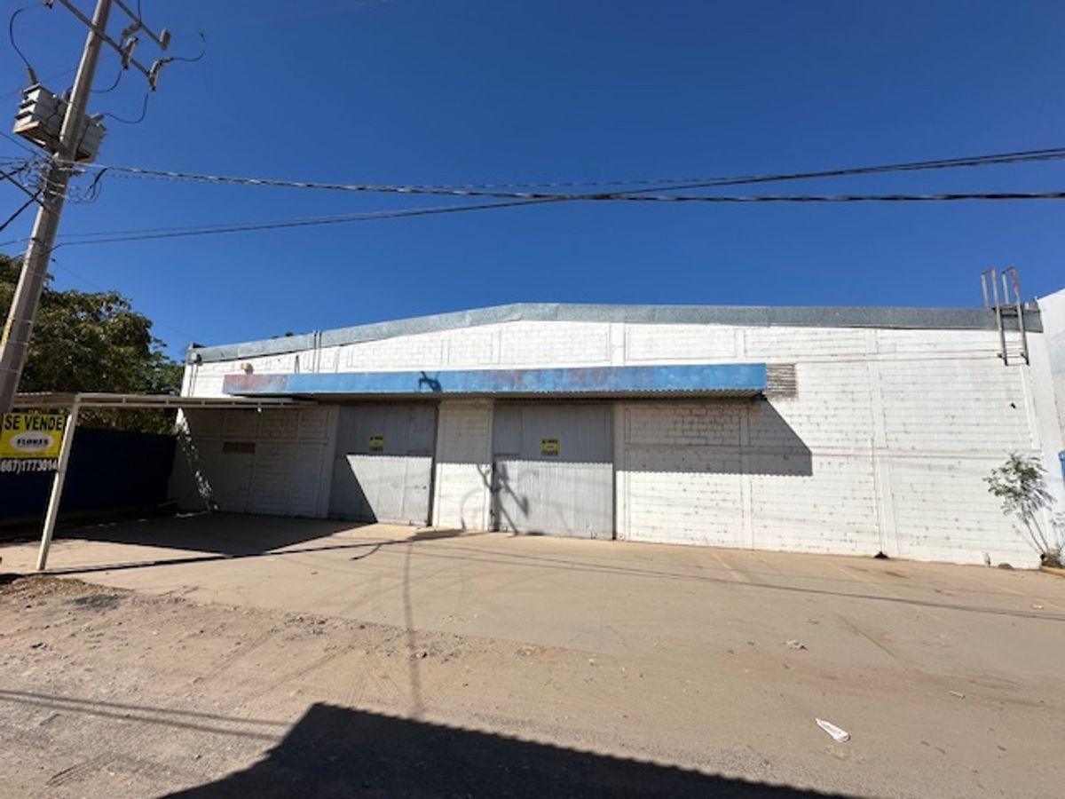 Warehouse for Sale in Culiacán, Bellavista, 800 m&sup2;