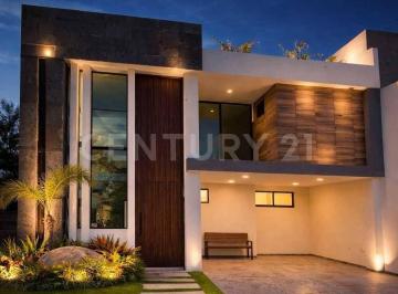 Casa · 290m² · 4 Recámaras · Casa en Venta Parque Rodas - Lomas de Angelopolis con 4 Recámaras, Roof, Jardin