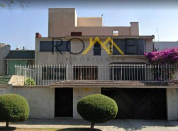 Casa de 4 habitaciones, Coyoacán · Casa en Paseos de Taxqueña Coyoacan de Recuperacion Bancaria!