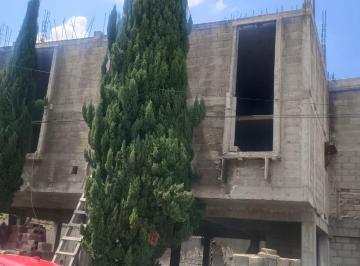 Casa · 154m² · 4 Recámaras · 3 Estacionamientos · Propiedad en Obra Negra