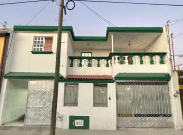 Casa de 3 habitaciones, Saltillo · Casa en Venta Al Sur de Saltillo