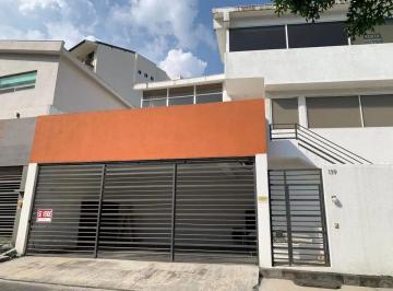 1 · Casa en Venta Sierra Alta, Carretera Nacional