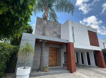 Casa de 3 habitaciones, San Andrés Cholula · Espectacular Casa en Renta en Lomas de Angelópolis