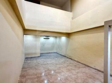 Local en centro comercial · 32m² · Local de Dos Niveles en Plaza San Isidro, Zapopan