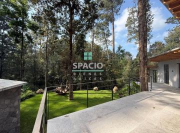 Casa en condominio de 3 habitaciones, Valle de Bravo · Venta Casa en Condominio con Bosque en Avándaro