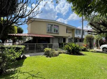 Casa de 4 habitaciones, Zapopan · Casa en Venta; Jardines de Guadalupe en Zapopan, Jalisco.