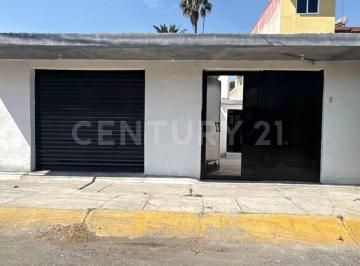 Casa · 136m² · 3 Recámaras · 1 Estacionamiento · Venta de Casa con Local Comercial en Rio de Luz, Ecatepec Estado de Mexico