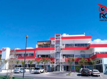Local comercial · 101m² · Local Comercial en Venta, con Cubiculos y Tapanco, en Cumbres del Lago, Juriquilla Queretaro.