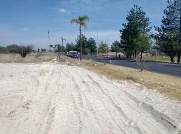 Terreno comercial · 2141m² · Terreno con Uso de Suelo Mixto en Venta en Ciudad Maderas Elmarques Queretaro