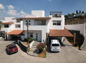 Casa · 345m² · 3 Recámaras · 2 Estacionamientos · Venta de Casa en El Faro Juriquilla