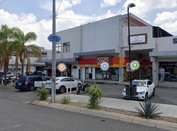 Local comercial · 204m² · 50 Estacionamientos · Local en Venta Ya Rentado en Plaza Comercial Shopping Center en Juriquilla Queretaro