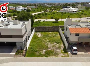 Terreno / Lote · 323m² · Terreno en Venta en La Espiga, Querétaro