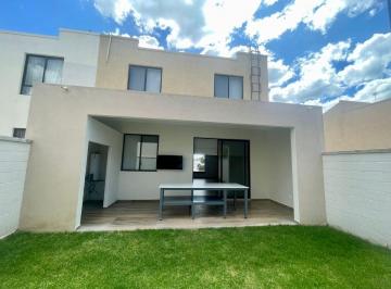 Casa de 3 habitaciones, León · Casa Venta en Valbuena