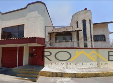 Casa de 3 habitaciones, Coyoacán · Casa en Coyoacan de Recuperacion Bancaria. ¡Gran Oportunidad!