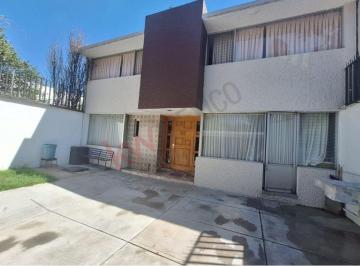 Casa de 5 habitaciones, Coyoacán · Gran Oportunidad: Casa en Paseos de Taxqueña, Coyoacán